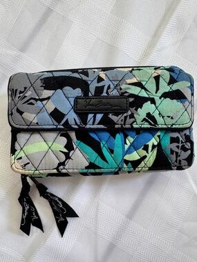Vera Bradley Quilted Floral Zip Wallet in Teal, Aqua & Gray